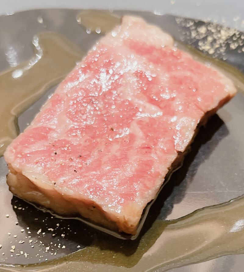 パリレストラン：kei　肉料理：和牛アップ像